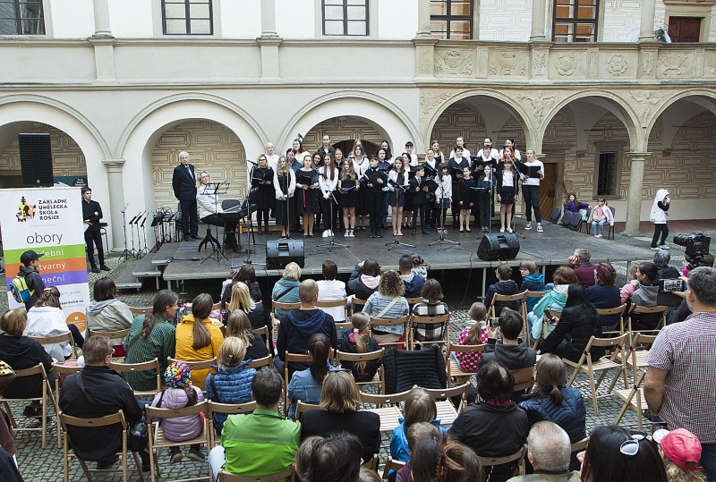 ZUŠ Open 19. 5. 2023 = Závěrečný koncert ZUŠ Rosice (HO, VO i TO)